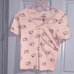 Hello Kitty Light Pink Patterned Tee